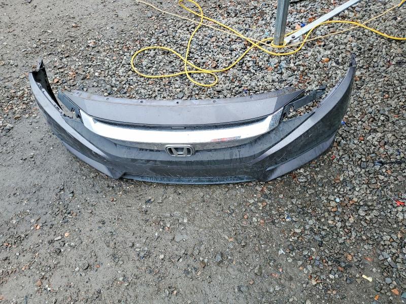 Photo 12 from auction – 2016 HONDA CIVIC with VIN 19XFC2F58GE038738