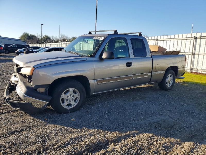 CHEVROLET SILVERADO 2003 with VIN 2GCEC19V031143833 - Photo from auction