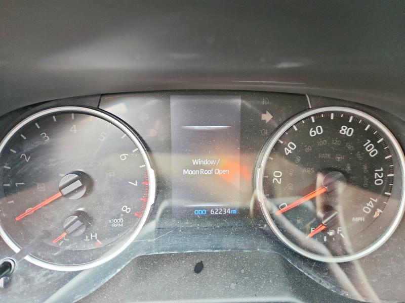Photo 9 from auction – 2021 TOYOTA RAV4 XLE with VIN 2T3W1RFV2MC099650