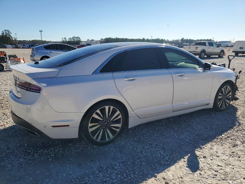Photo 3 from auction – 2017 LINCOLN MKZ RESERV with VIN 3LN6L5EC3HR619863