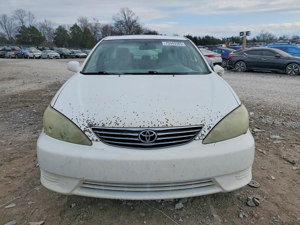 Photo 5 from auction – 2005 TOYOTA CAMRY with VIN 4T1BE32K05U011425