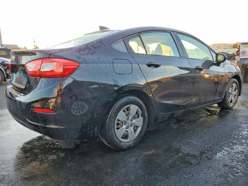 Photo 3 from auction – 2017 CHEVROLET CRUZE with VIN 1G1BC5SM8H7154187