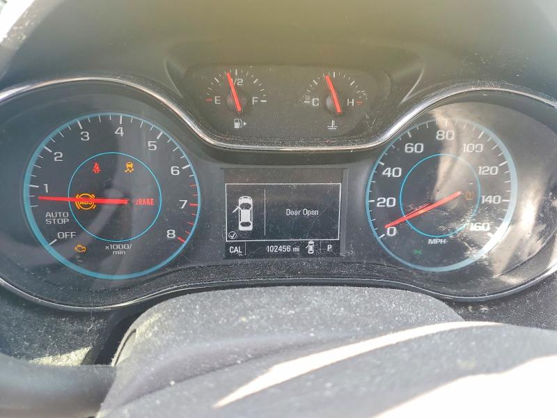 Photo 9 from auction – 2018 CHEVROLET CRUZE with VIN 1G1BE5SM4J7230892