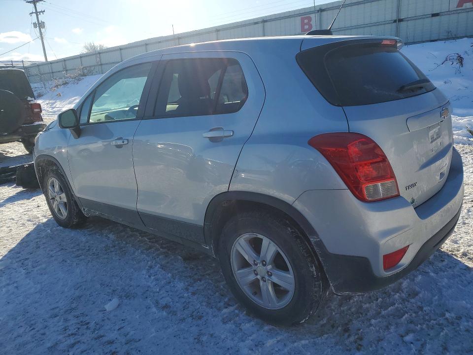 Photo 2 from auction – 2020 CHEVROLET TRAX with VIN 3GNCJKSB3LL111001