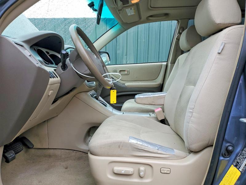 Photo 7 from auction – 2005 TOYOTA HIGHLANDER with VIN JTEEP21A450076103