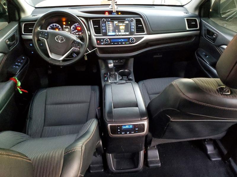 Photo 8 from auction – 2017 TOYOTA HIGHLANDER with VIN 5TDZZRFH0HS222786