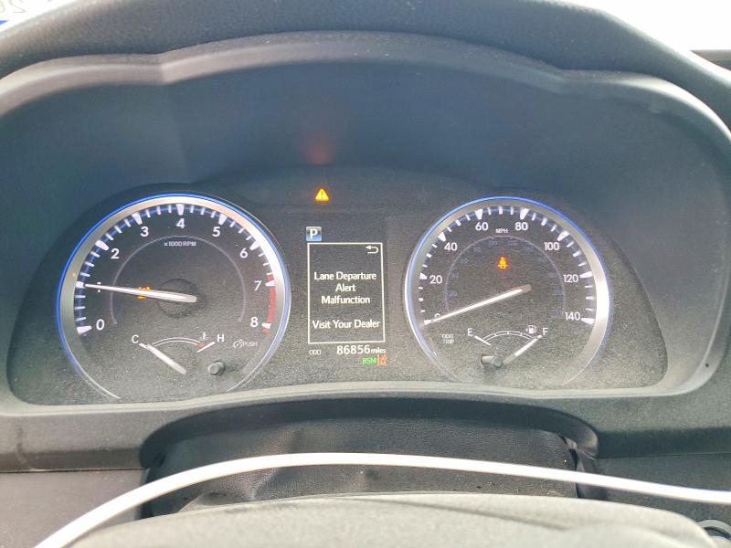 Photo 9 from auction – 2018 TOYOTA HIGHLANDER with VIN 5TDKZRFH2JS530923