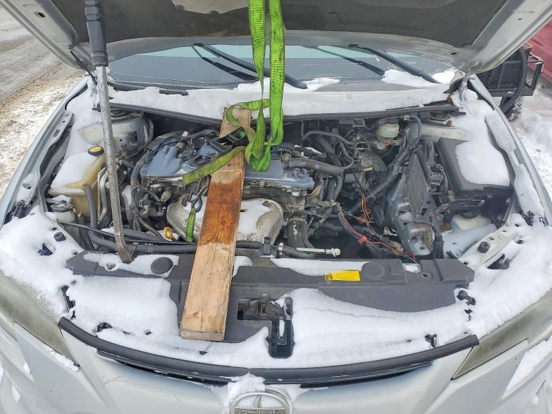 Photo 11 from auction – 2014 TOYOTA SCION TC with VIN JTKJF5C76E3074658