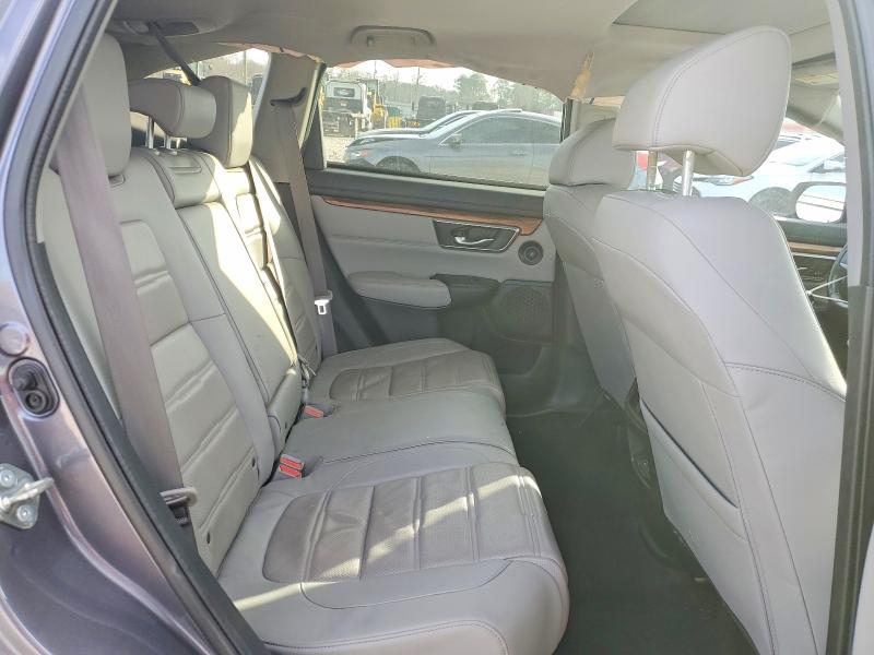 Photo 11 from auction – 2017 HONDA CR-V with VIN 7FARW1H88HE035490