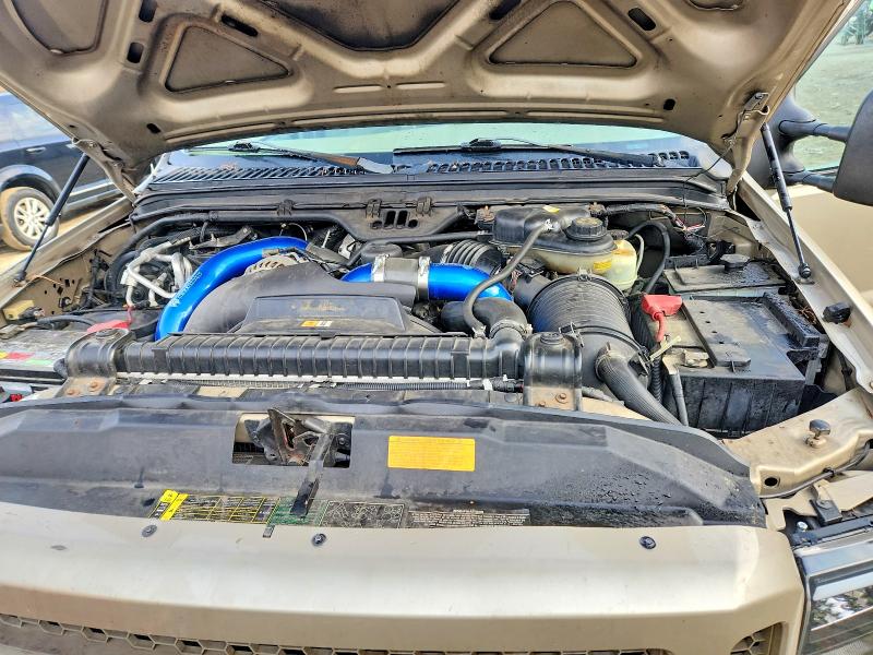 Photo 12 from auction – 2005 FORD EXCURSION with VIN 1FMSU43P15EB92435