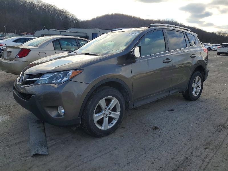 TOYOTA RAV4 XLE 2014 with VIN 2T3RFREV9EW161903 - Photo from auction