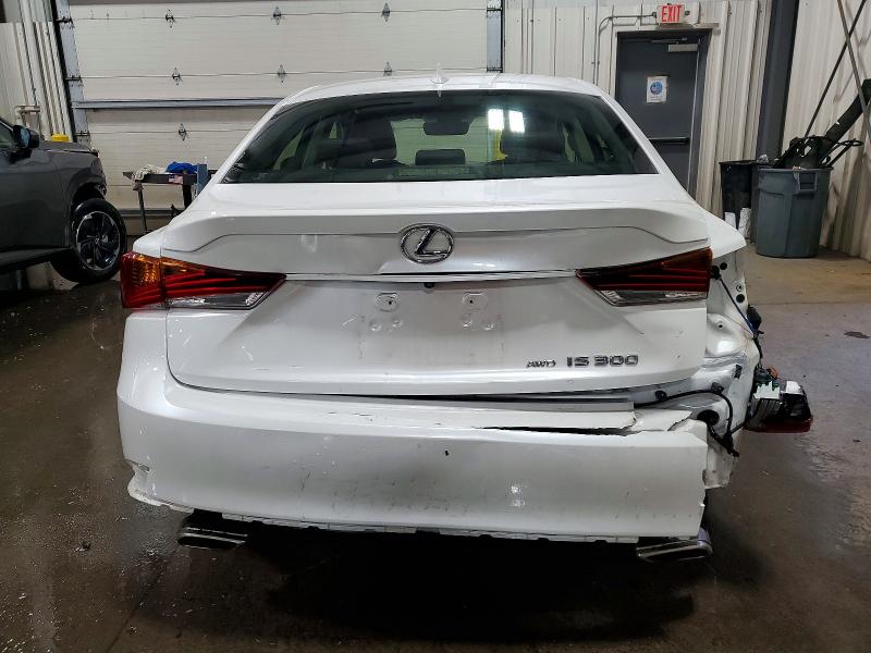 Photo 6 from auction – 2017 LEXUS IS 300 with VIN JTHCM1D29H5021770