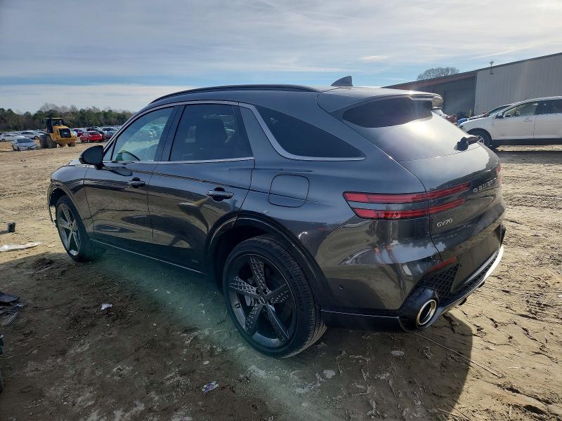 Photo 2 from auction – 2024 GENESIS GV70 BASE with VIN 5NMMADTB9RH012373
