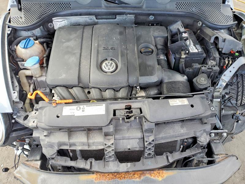 Photo 11 from auction – 2012 VOLKSWAGEN BEETLE with VIN 3VWJP7AT5CM663712