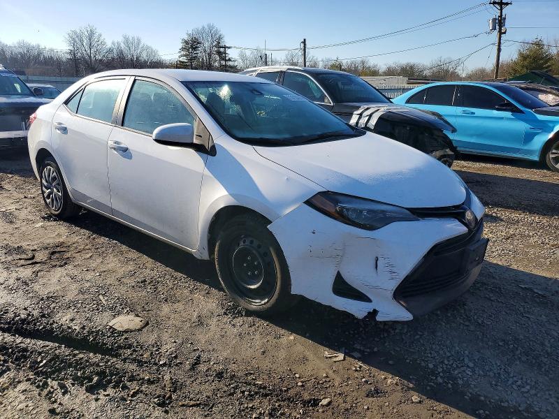 Photo 4 from auction – 2018 TOYOTA COROLLA with VIN 2T1BURHE9JC092413