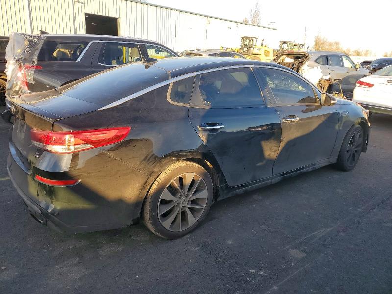 Photo 3 from auction – 2019 KIA OPTIMA with VIN 5XXGT4L36KG305829