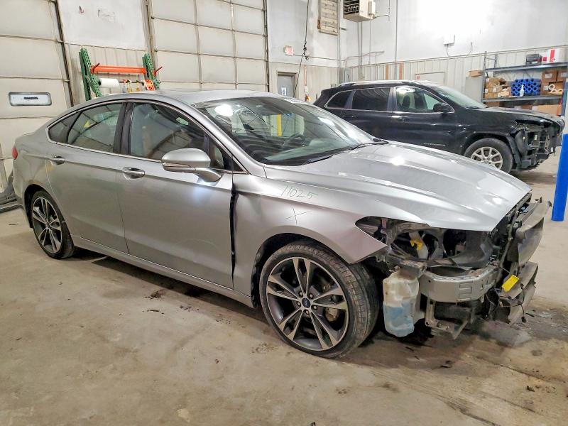 Photo 4 from auction – 2020 FORD FUSION TIT with VIN 3FA6P0D9XLR127976