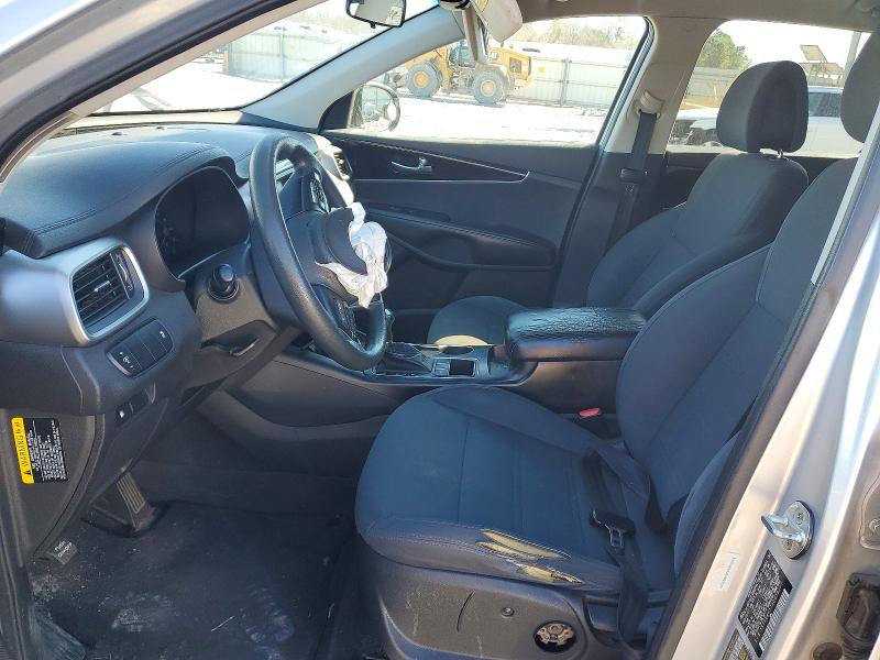Photo 7 from auction – 2016 KIA SORENTO LX with VIN 5XYPG4A37GG039277