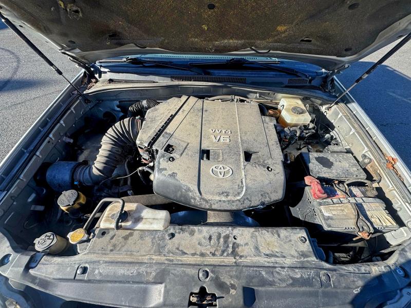 Photo 7 from auction – 2003 TOYOTA 4RUNNER SR with VIN JTEBU14R630009670
