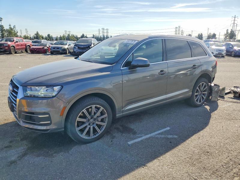 AUDI Q7 PREMIUM 2017 with VIN WA1LAAF78HD055430 - Photo from auction