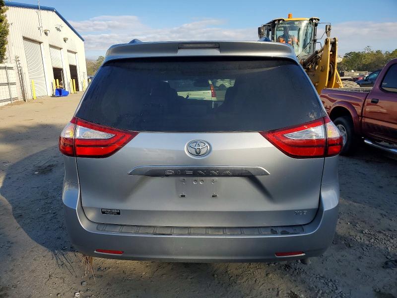 Photo 6 from auction – 2016 TOYOTA SIENNA with VIN 5TDYK3DC0GS724314