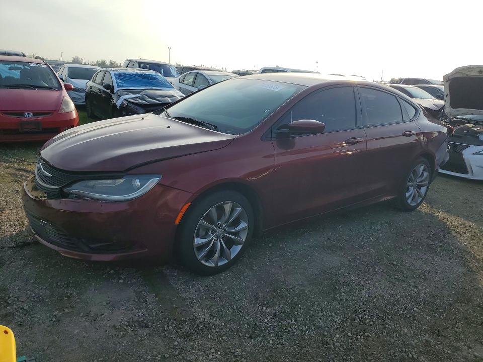 CHRYSLER 200 2015 with VIN 1C3CCCBB0FN614342 - Photo from auction