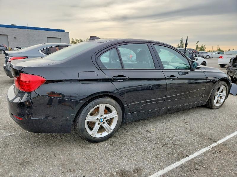 Photo 3 from auction – 2015 BMW 3 SERIES with VIN WBA3B1C50FK138278
