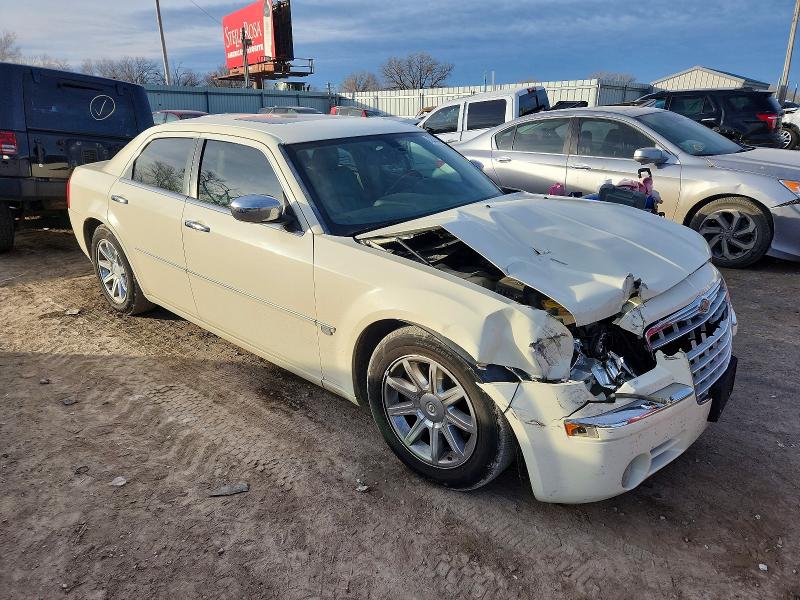 Photo 4 from auction – 2006 CHRYSLER 300C with VIN 2C3LA63H86H365422