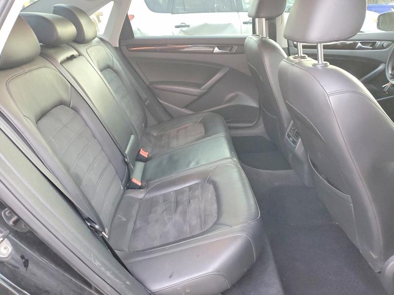 Photo 10 from auction – 2014 VOLKSWAGEN PASSAT with VIN 1VWCT7A38EC020652