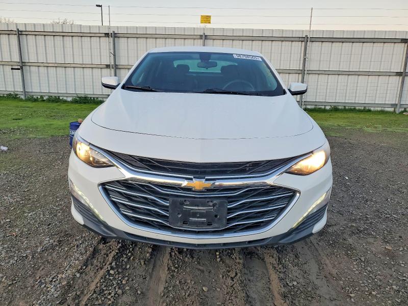 Photo 5 from auction – 2021 CHEVROLET MALIBU LT with VIN 1G1ZD5ST7MF064628