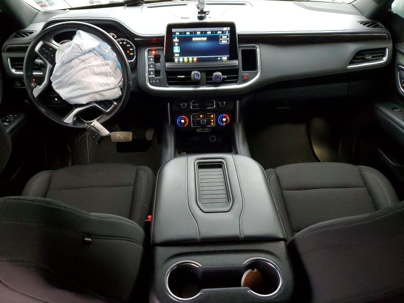 Photo 8 from auction – 2021 CHEVROLET SUBURBAN with VIN 1GNSCBKDXMR188420