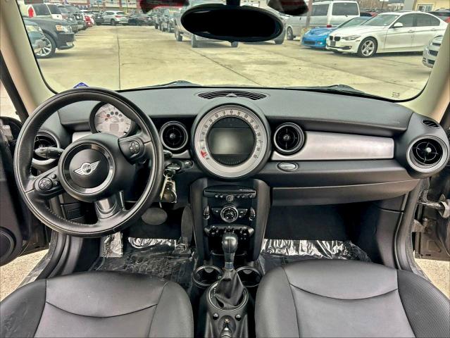 Photo 9 from auction – 2012 MINI COOPER with VIN WMWSU3C52CT263225