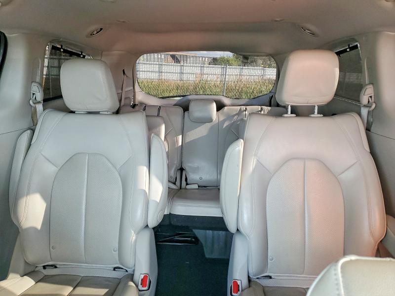 Photo 10 from auction – 2021 CHRYSLER PACIFICA H with VIN 2C4RC1L75MR599194