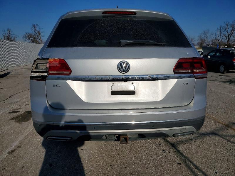 Фото 6 с аукциона – 2018 VOLKSWAGEN ATLAS с VIN 1V2ER2CAXJC521866