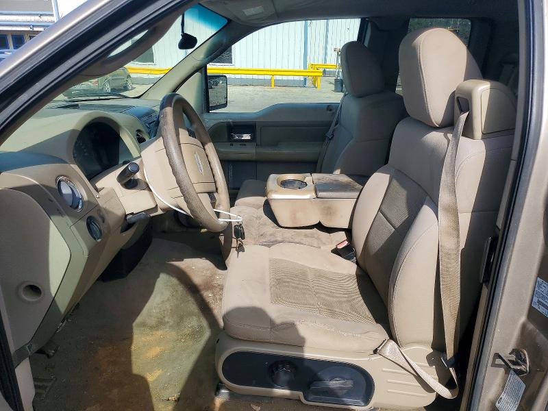 Photo 7 from auction – 2004 FORD F150 with VIN 1FTRX12W04NA83769