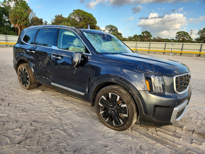 Photo 4 from auction – 2023 KIA TELLURIDE with VIN 5XYP5DGC0PG395020
