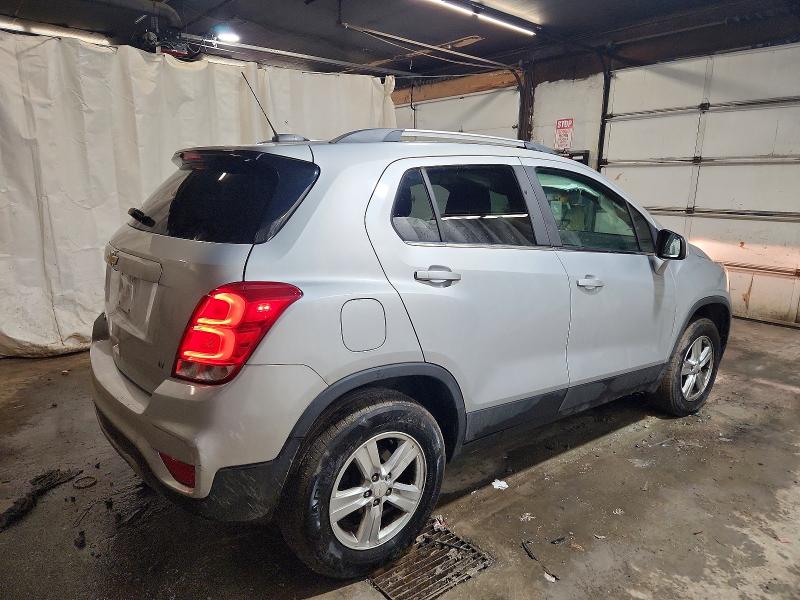 Photo 3 from auction – 2017 CHEVROLET TRAX 1LT with VIN 3GNCJPSB3HL140423