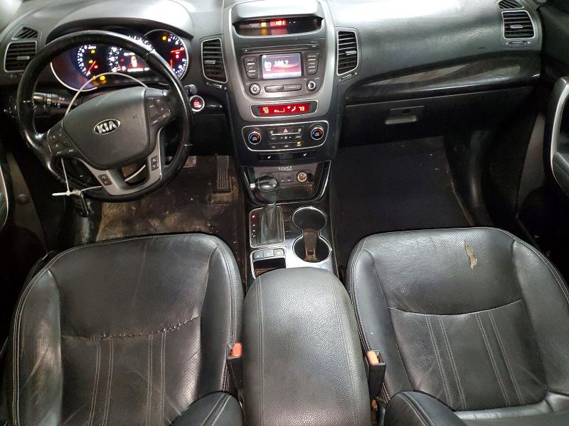 Photo 8 from auction – 2014 KIA SORENTO with VIN 5XYKU4A7XEG498550