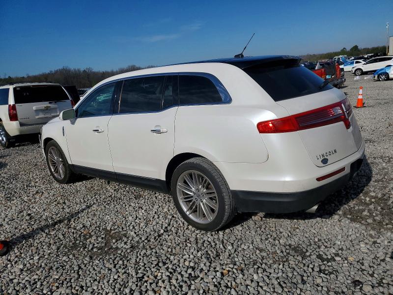 Photo 2 from auction – 2014 LINCOLN MKT with VIN 2LMHJ5AT1EBL50099