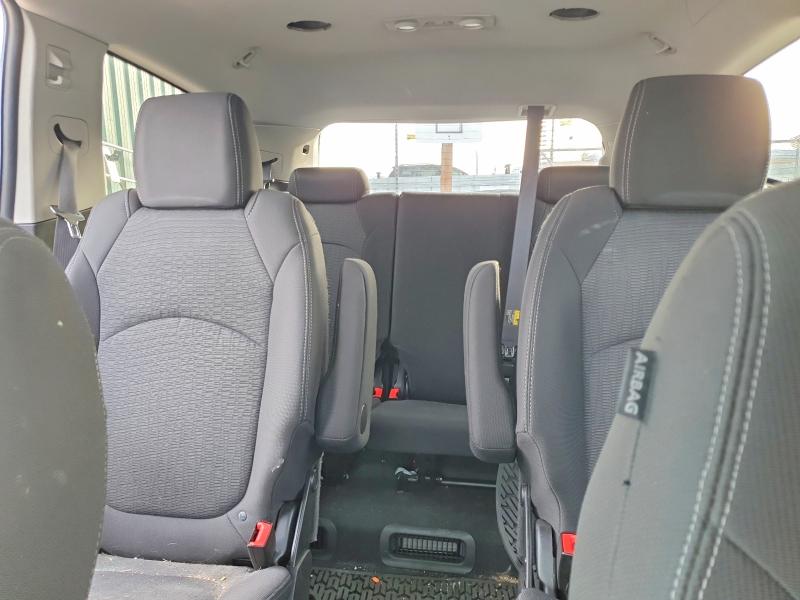 Photo 10 from auction – 2013 CHEVROLET TRAVERSE L with VIN 1GNKVJKD7DJ269197