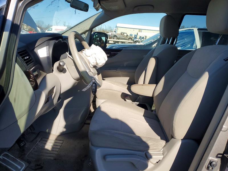 Photo 7 from auction – 2012 NISSAN QUEST S with VIN JN8AE2KP8C9045347
