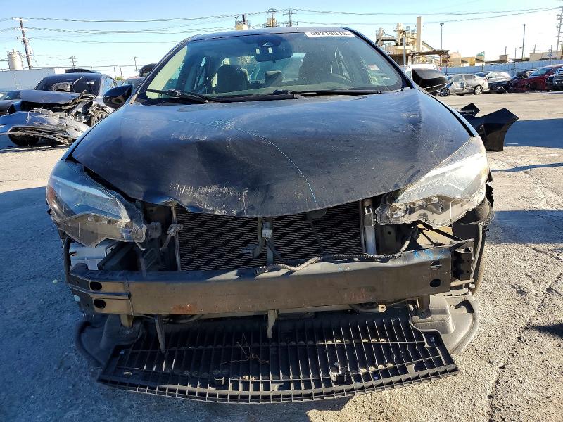 Photo 5 from auction – 2018 TOYOTA COROLLA with VIN 5YFBURHE5JP841966