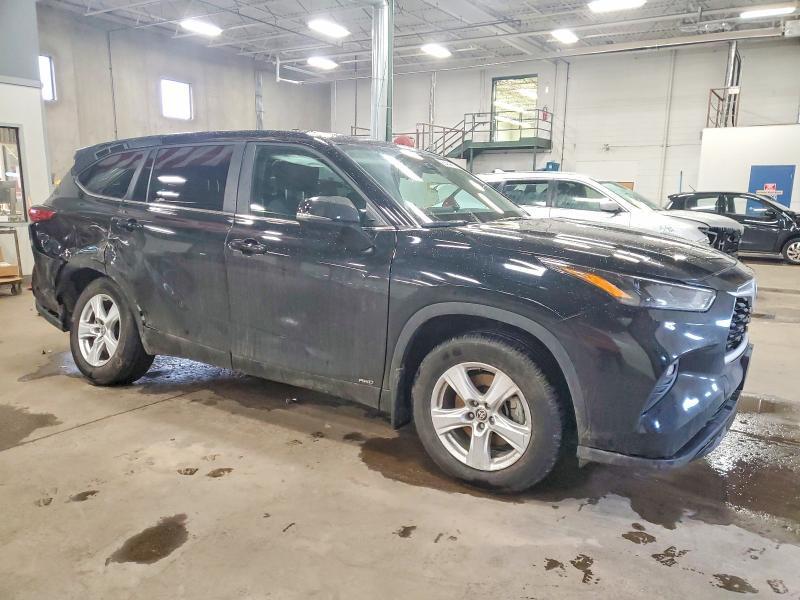 Photo 4 from auction – 2023 TOYOTA HIGHLANDER with VIN 5TDBBRCH7PS598054