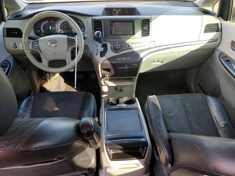 Photo 8 from auction – 2012 TOYOTA SIENNA with VIN 5TDXK3DC1CS188866