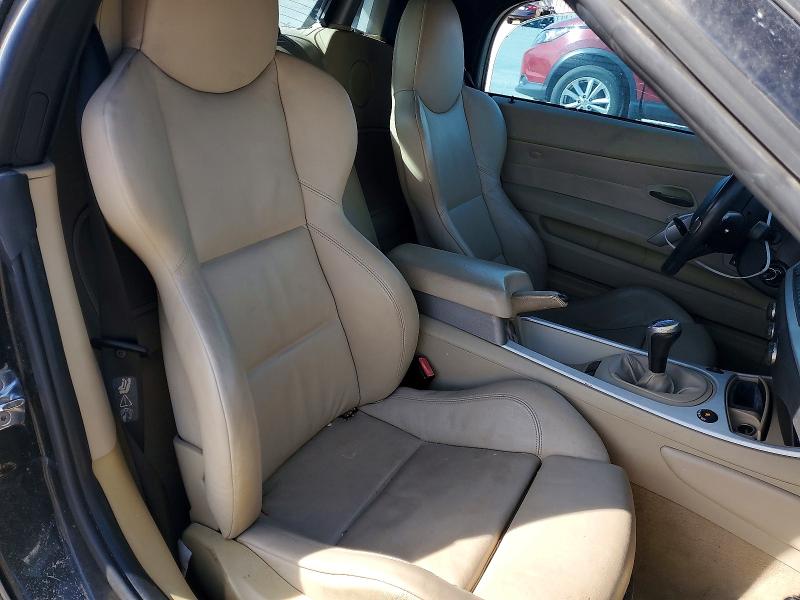Photo 10 from auction – 2006 BMW Z4 with VIN 4USBU53546LW91276