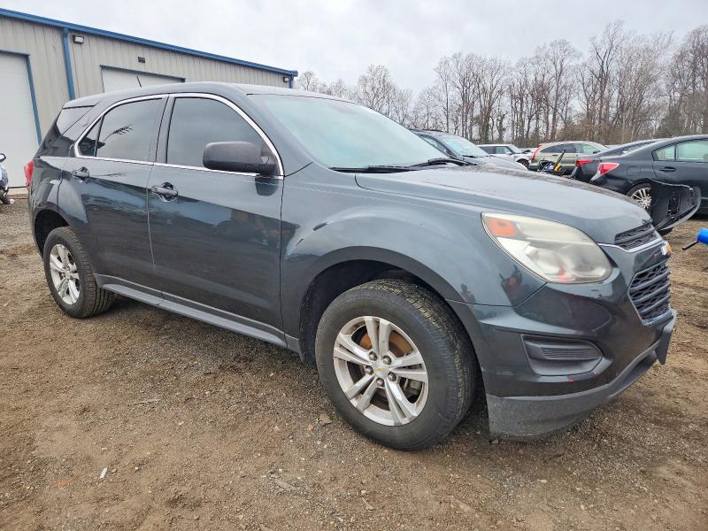 Photo 4 from auction – 2017 CHEVROLET EQUINOX LS with VIN 2GNALBEK7H1552359