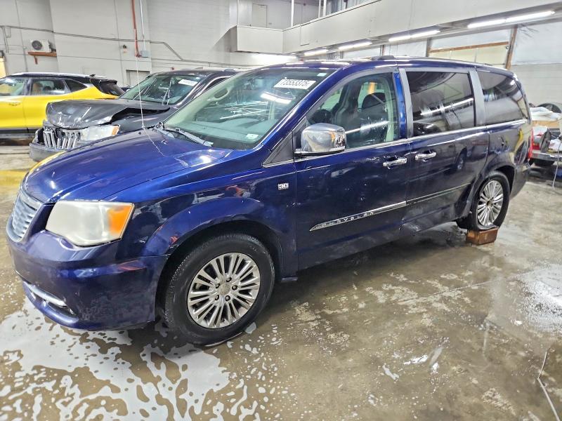 CHRYSLER TOWN & COU 2014 with VIN 2C4RC1CG5ER285787 - Photo from auction