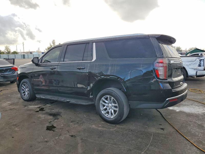 Photo 2 from auction – 2023 CHEVROLET SUBURBAN C with VIN 1GNSCCKD5PR203996