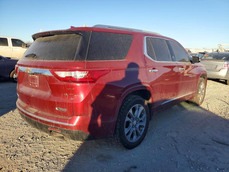 Photo 3 from auction – 2018 CHEVROLET TRAVERSE with VIN 1GNERKKW9JJ104529