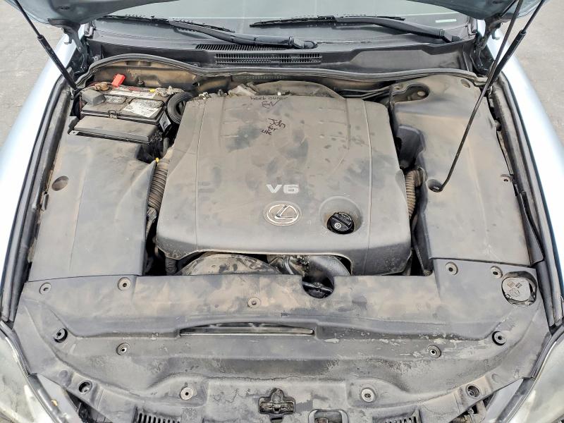 Photo 11 from auction – 2006 LEXUS IS 250 with VIN JTHBK262365014220